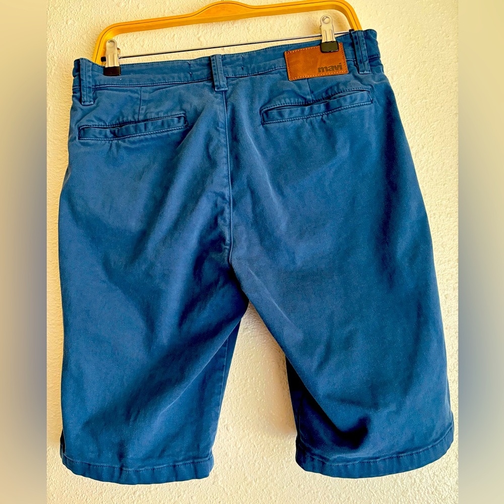 Mavi Jean Co. “Jacob” twill chino shorts 32” waist